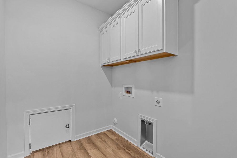 Spacious, unfurnished interior of a new home in Brooke Hill, Lewisville (Image 26). Spacious, unfurnished interior of a new home in Brooke Hill, Lewisville (Image 26).