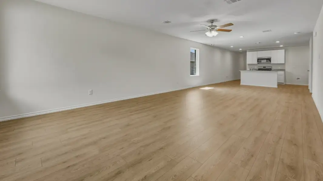 Spacious, unfurnished interior of a new home in Asher Oaks, Bonham (Image 7). Spacious, unfurnished interior of a new home in Asher Oaks, Bonham (Image 7).