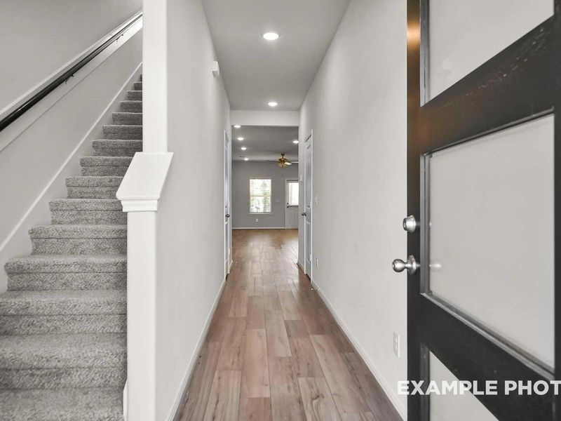 Spacious, unfurnished interior of a new home in Caney Creek Place, Conroe (Image 17).