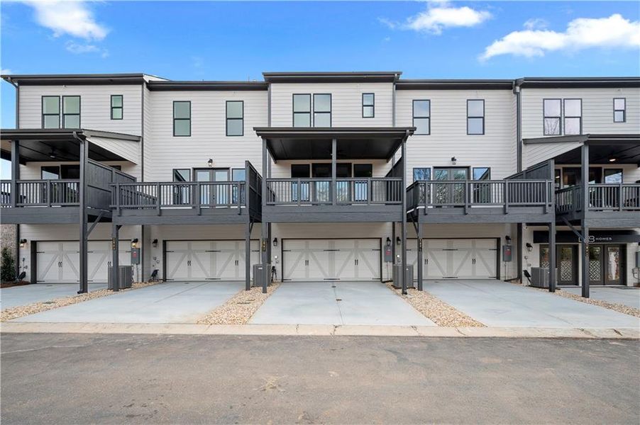 Image 29 of a home in Barrett Pointe.