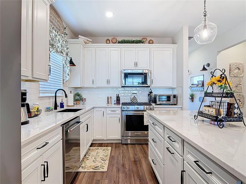 Furnished interior view inside a new home in , Minneola (Image 17).