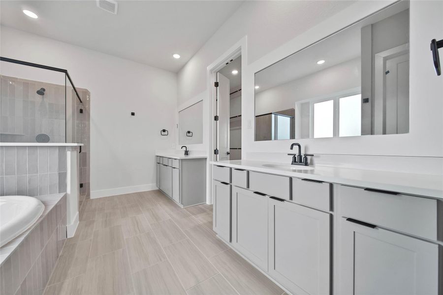 Furnished interior view inside a new home in , Rosharon (Image 11). Furnished interior view inside a new home in , Rosharon (Image 11).