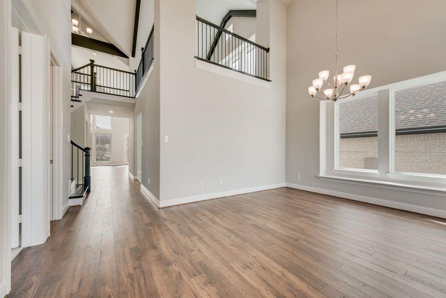 Spacious, unfurnished interior of a new home in Monterra, Fate (Image 25).