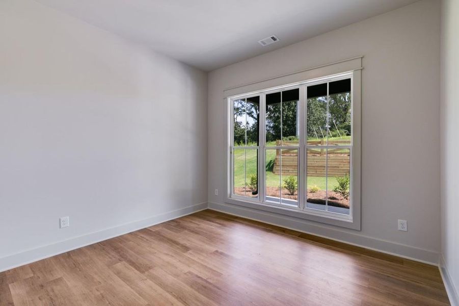 Spacious, unfurnished interior of a new home in , Dallas (Image 27).