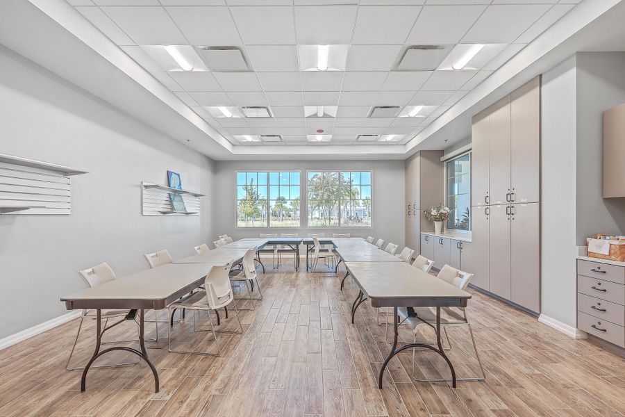 Furnished interior view inside a new home in Del Webb Charleston at Nexton, Summerville (Image 30). Furnished interior view inside a new home in Del Webb Charleston at Nexton, Summerville (Image 30).