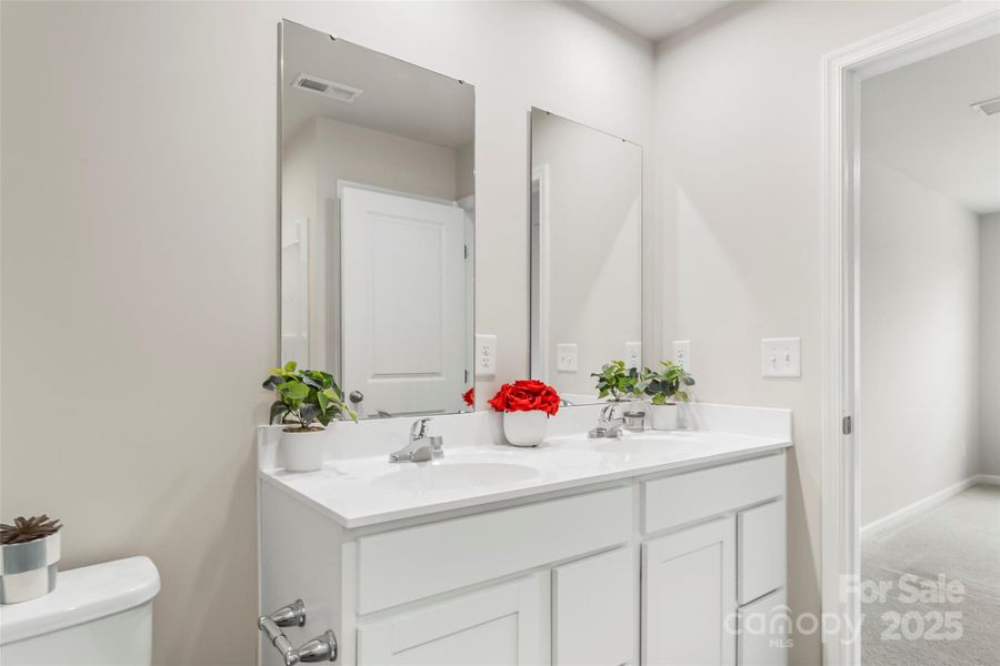 Furnished interior view inside a new home in Bear Park, Hickory (Image 9).