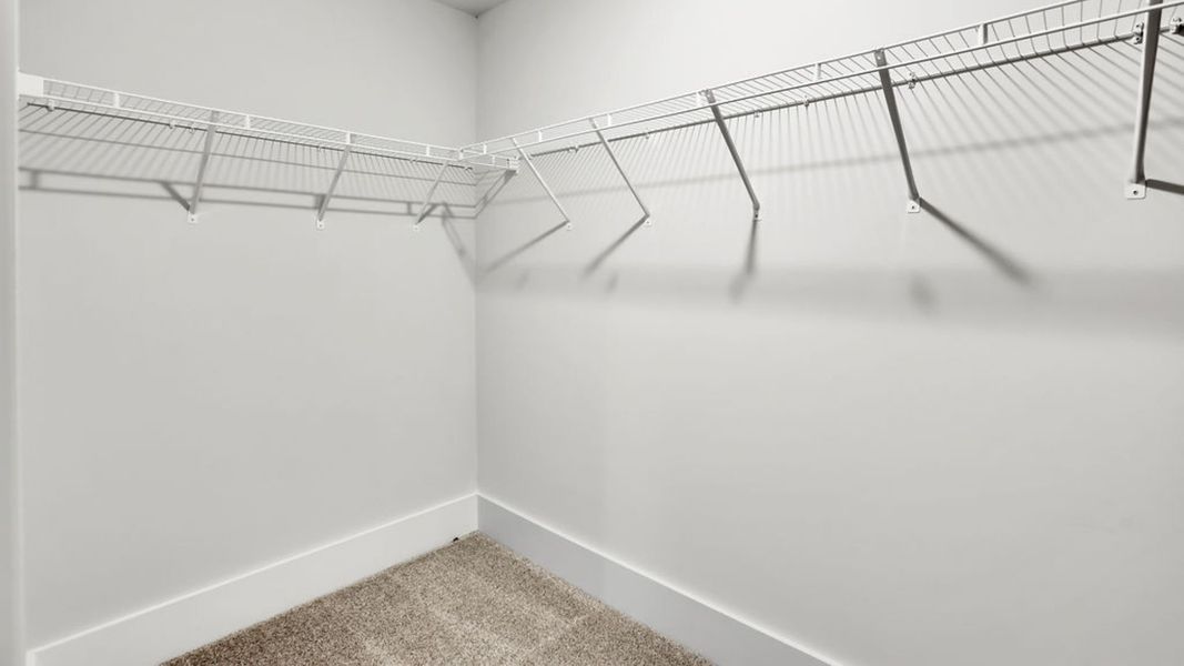 Spacious, unfurnished interior of a new home in Bella Point, Bolivia (Image 22).