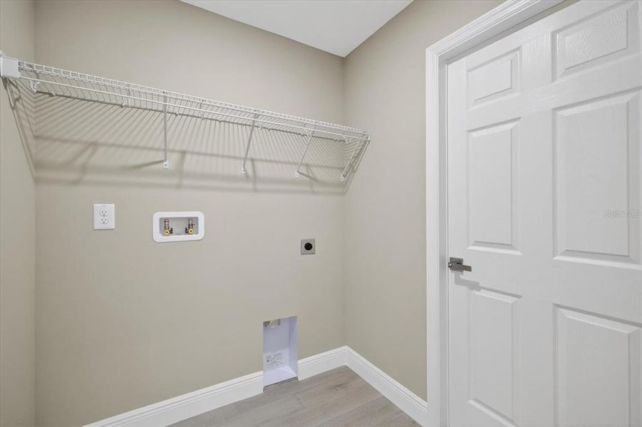 Image 53 of a home in .