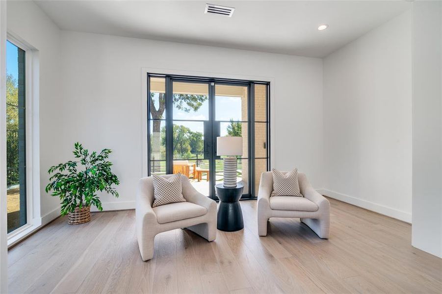 Image 27 of a home in .