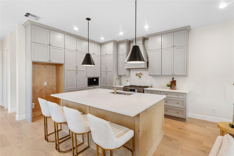 Image 21 of a home in .