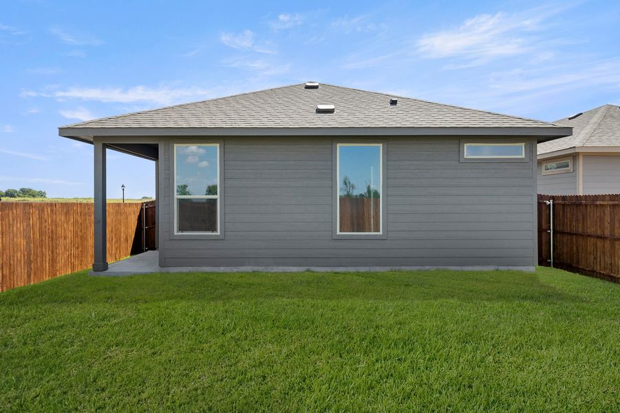 Front exterior of a new home in Creekside Ranch, Blue Ridge, TX, highlighting curb appeal (Image 26).