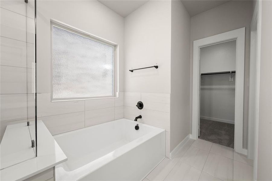 332 Deer Ridge- Primary Suite-3 332 Deer Ridge- Primary Suite-3