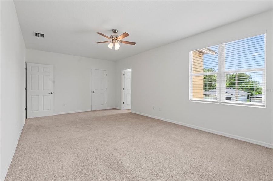 Spacious, unfurnished interior of a new home in , Sanford (Image 15).