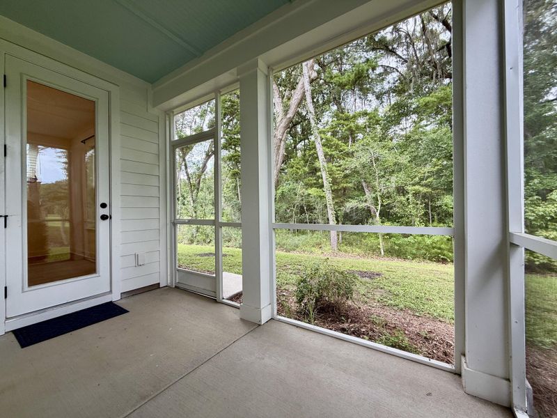 Exterior details and patio area of a home in , Charleston (Image 25).