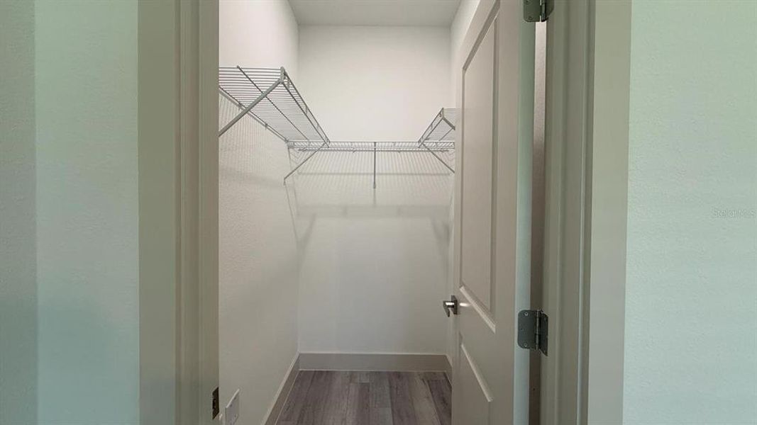 Spacious, unfurnished interior of a new home in , Dunnellon (Image 23).