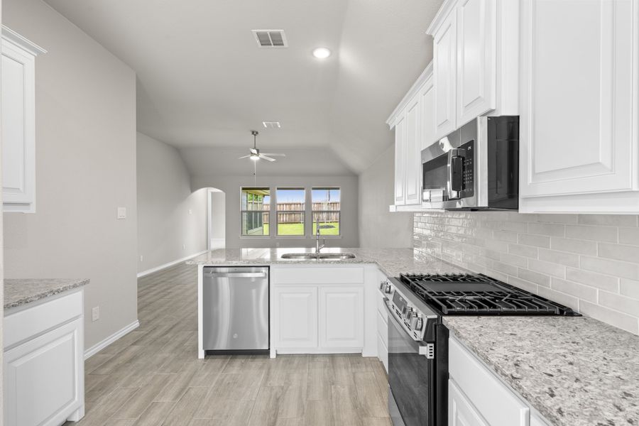 Furnished interior view inside a new home in Chisholm Hills, Cleburne (Image 10).