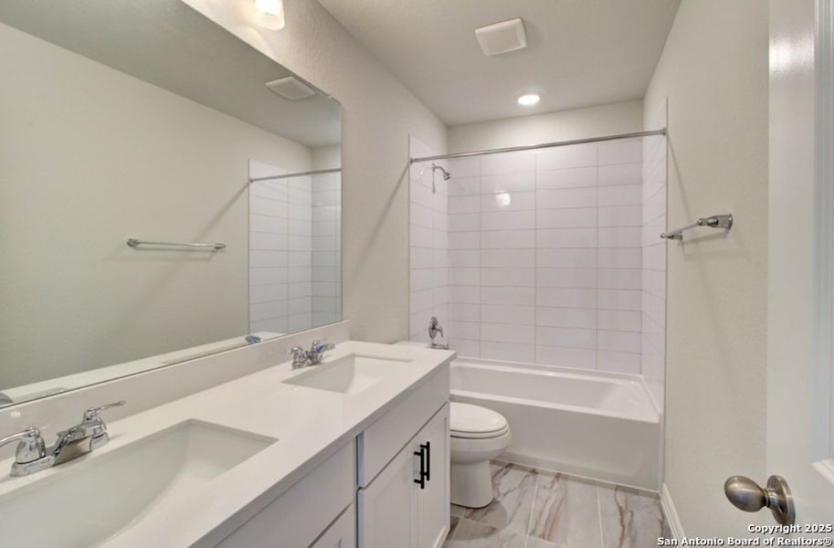 Furnished interior view inside a new home in Casinas at Gruene, New Braunfels (Image 3).