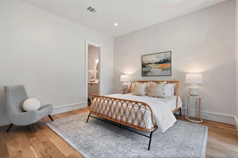 Furnished interior view inside a new home in , Dallas (Image 27).