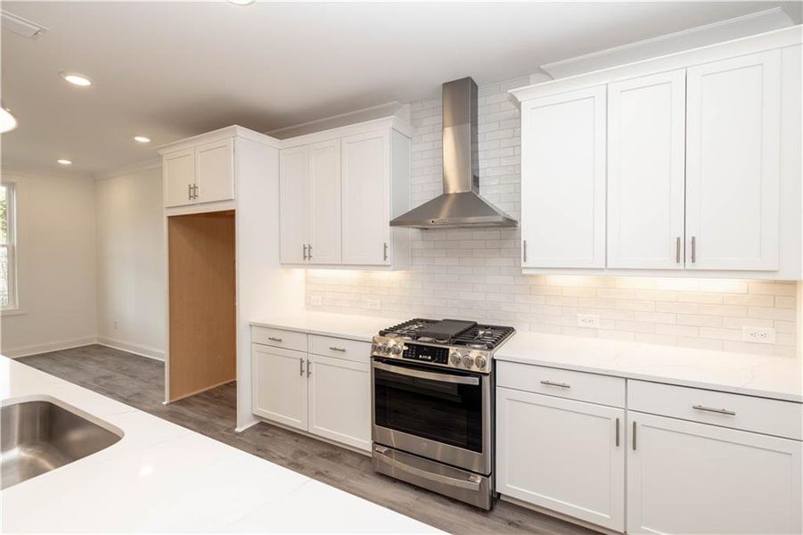 Close-up of interior finishes inside a home in Millcroft Townhomes, Buford (Image 16).