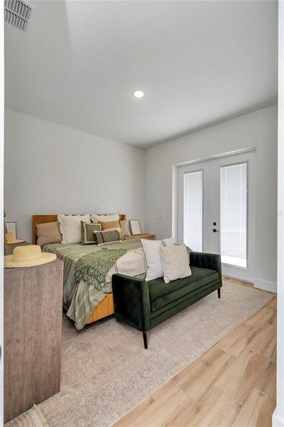 Furnished interior view inside a new home in , Dunnellon (Image 16).