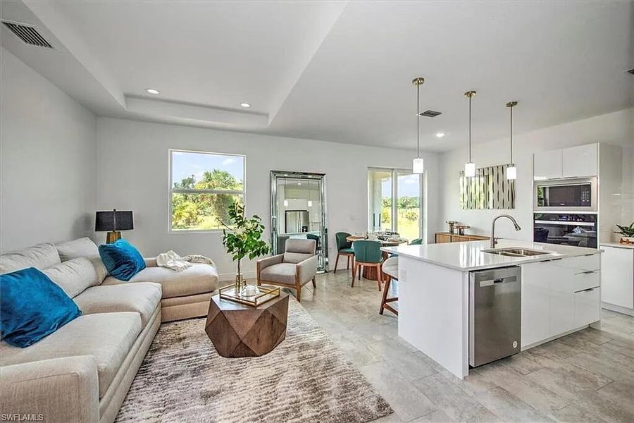 ec5dbe8319bbdd9bf86757078fe88147-uncropp ec5dbe8319bbdd9bf86757078fe88147-uncropp