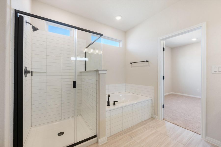 Representative images and renderings are for illustrative purposes. Actual structural options and design finishes of home may vary.