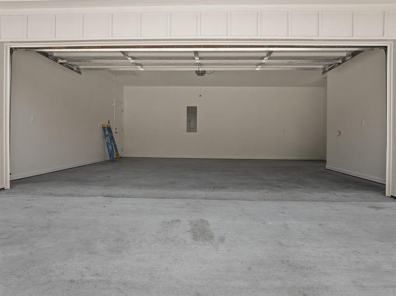 Spacious, unfurnished interior of a new home in , Mount Vernon (Image 20).