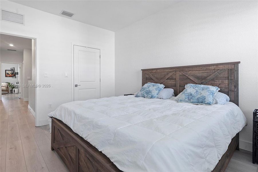 Bedroom #1