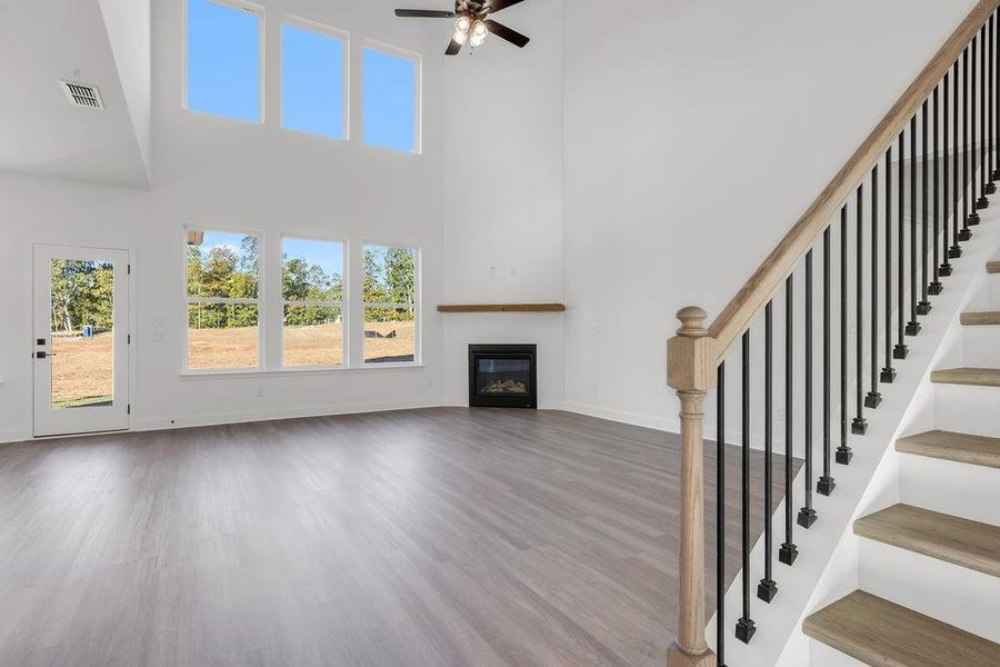 Spacious, unfurnished interior of a new home in Pickens Bluff, Hiram (Image 16). Spacious, unfurnished interior of a new home in Pickens Bluff, Hiram (Image 16).