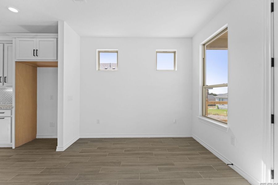 Spacious, unfurnished interior of a new home in Del Webb New Braunfels at Veramendi, New Braunfels (Image 26).