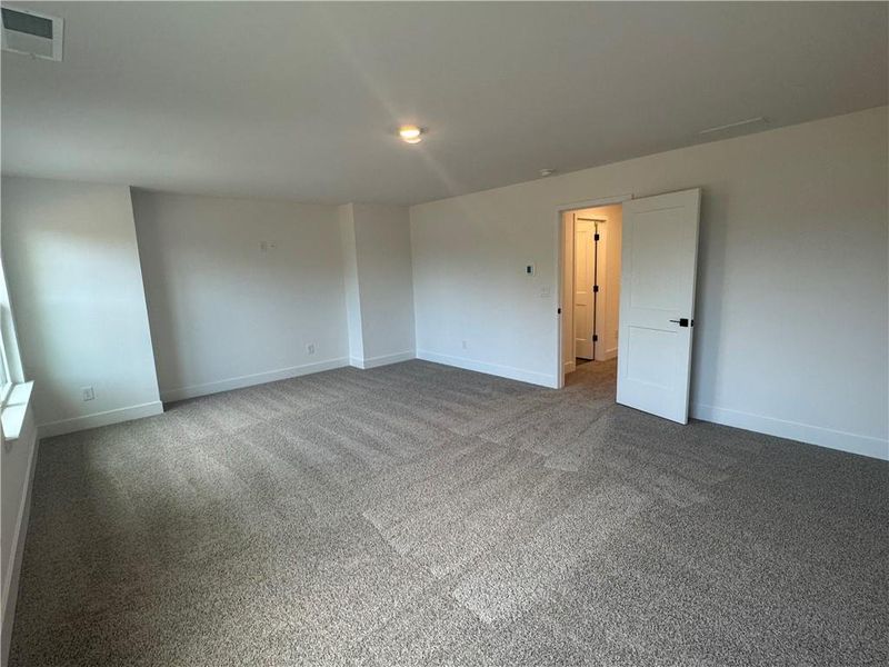 Spacious, unfurnished interior of a new home in The Fields of Walnut Creek, Pendergrass (Image 18). Spacious, unfurnished interior of a new home in The Fields of Walnut Creek, Pendergrass (Image 18).