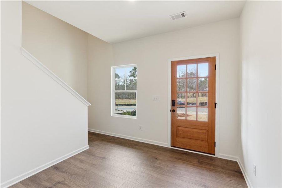 Spacious, unfurnished interior of a new home in Meadow Pines, Dallas (Image 11). Spacious, unfurnished interior of a new home in Meadow Pines, Dallas (Image 11).