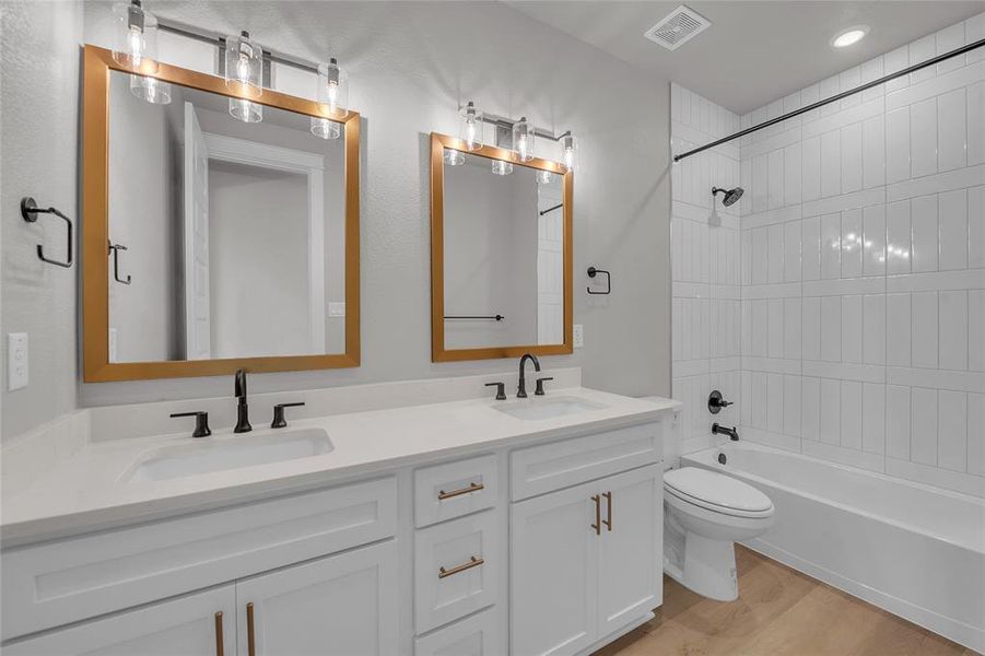 Furnished interior view inside a new home in Rosenthal Estates, Lorena (Image 13).