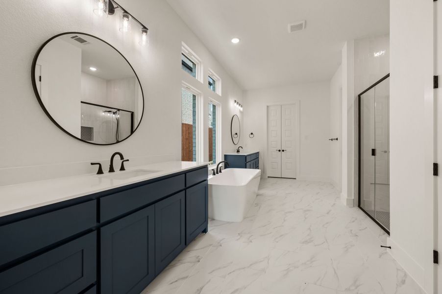 Furnished interior view inside a new home in Parks of Aledo, Aledo (Image 11).