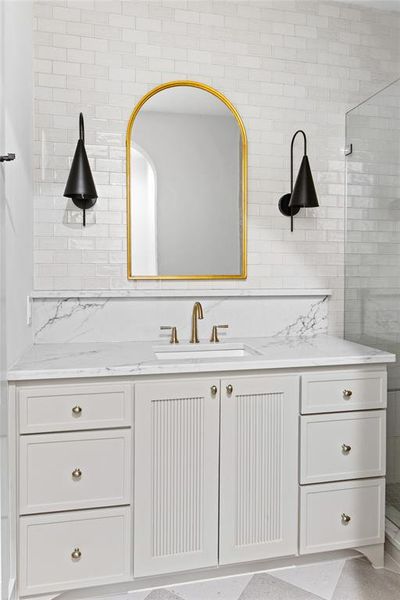 Image 37 of a home in .