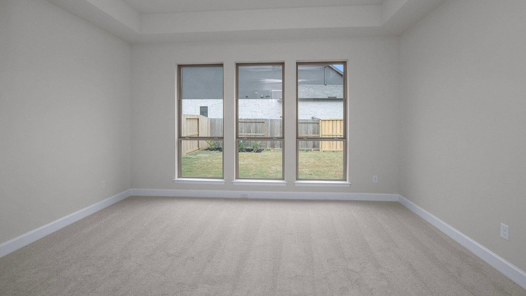 Spacious, unfurnished interior of a new home in Riceland, Mont Belvieu (Image 12).