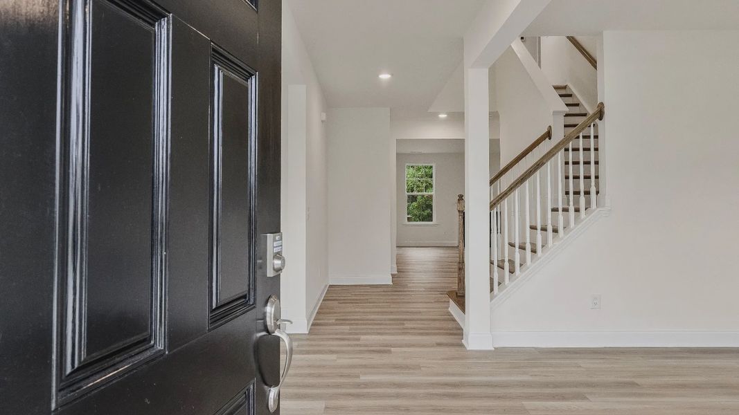Stonehaven home plan entryway and staircase