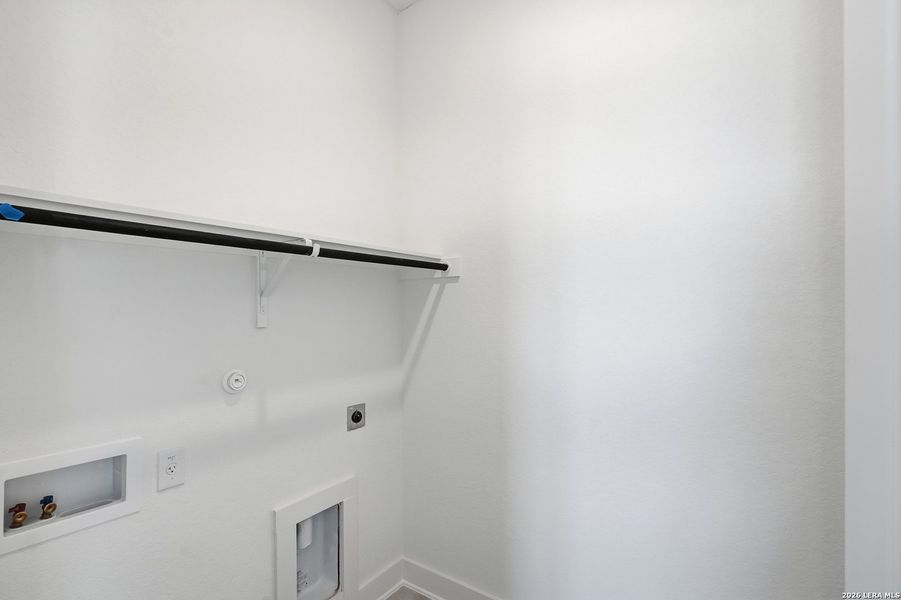 Spacious, unfurnished interior of a new home in Prominence Urban, San Antonio (Image 34). Spacious, unfurnished interior of a new home in Prominence Urban, San Antonio (Image 34).