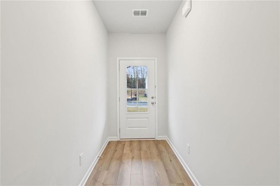 Spacious, unfurnished interior of a new home in Hamilton Lakes, Lawrenceville (Image 37). Spacious, unfurnished interior of a new home in Hamilton Lakes, Lawrenceville (Image 37).
