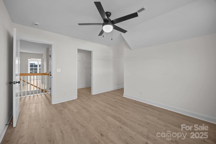 Spacious, unfurnished interior of a new home in , Salisbury (Image 33).