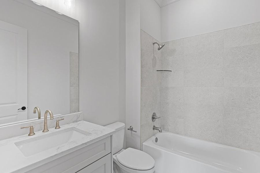 Furnished interior view inside a new home in Chateau E´lan, Braselton (Image 15). Furnished interior view inside a new home in Chateau E´lan, Braselton (Image 15).