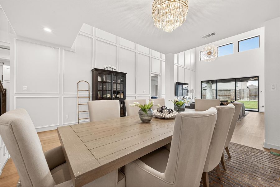 Furnished interior view inside a new home in Candela, Richmond (Image 6).