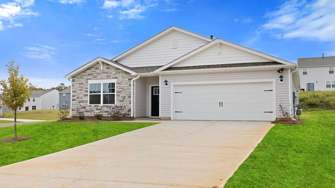 Front exterior of a new home in Spring Ridge, Anderson, SC, highlighting curb appeal (Image 2). Front exterior of a new home in Spring Ridge, Anderson, SC, highlighting curb appeal (Image 2).