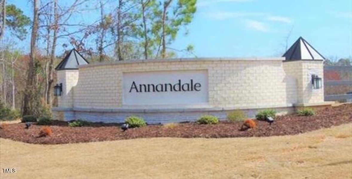 Annandale sign 2