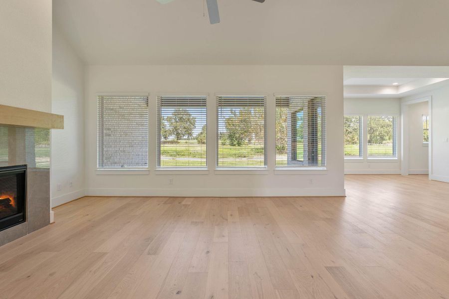Spacious, unfurnished interior of a new home in Chapel Bend, Montgomery (Image 14).