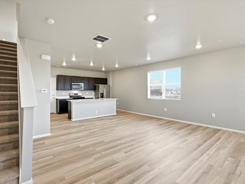 Spacious, unfurnished interior of a new home in Horizon Uptown: The Meadow Collection, Aurora (Image 6).