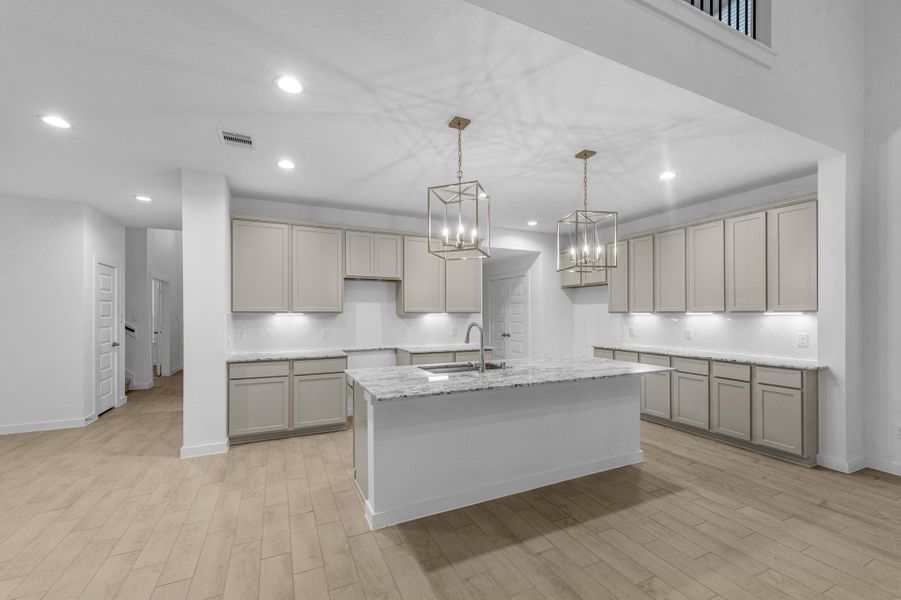 Furnished interior view inside a new home in Briarwood Crossing, Rosenberg (Image 8).