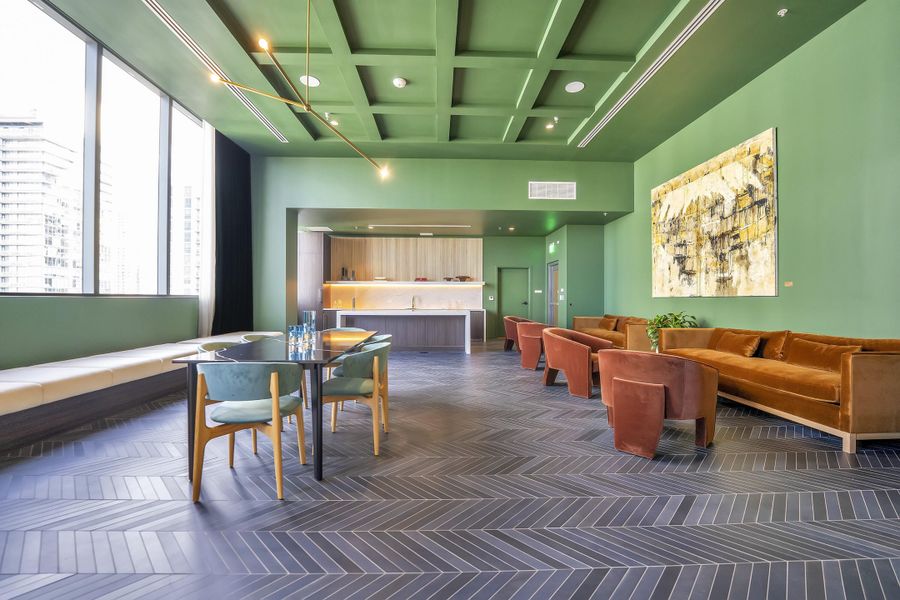 008_trevisuality_11_ne_6th_st_2201-9_841