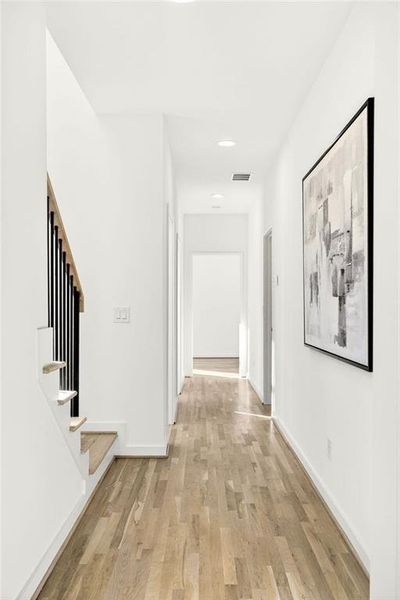 Spacious, unfurnished interior of a new home in , Atlanta (Image 25).