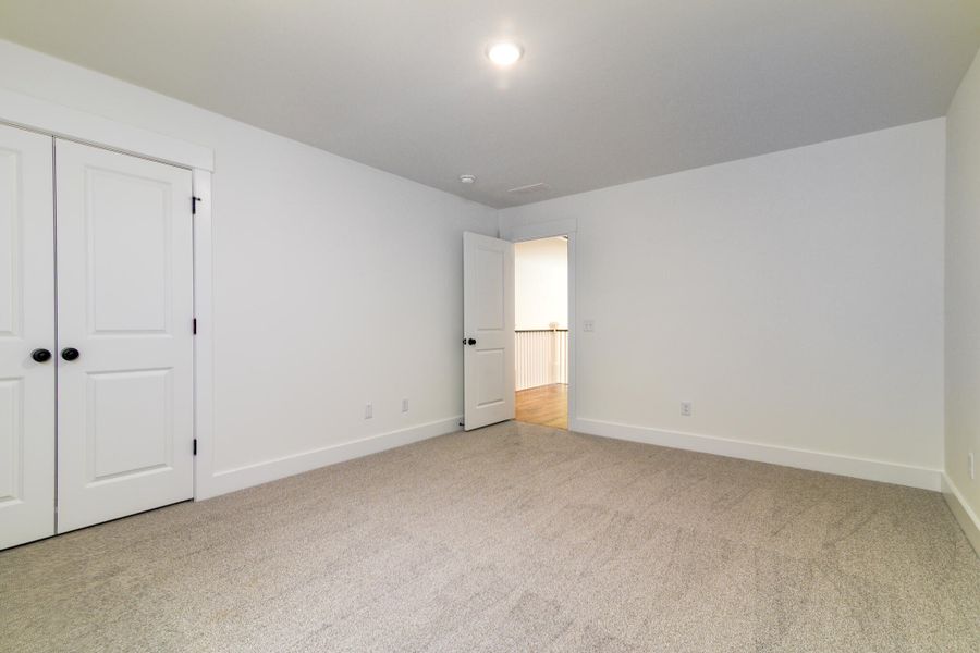 Spacious, unfurnished interior of a new home in , Charleston (Image 32).